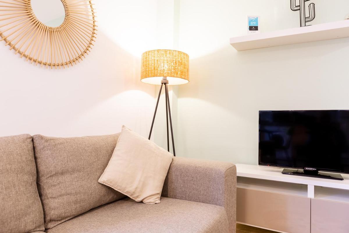 Teatro Suites Malaga City Flat 外观 照片