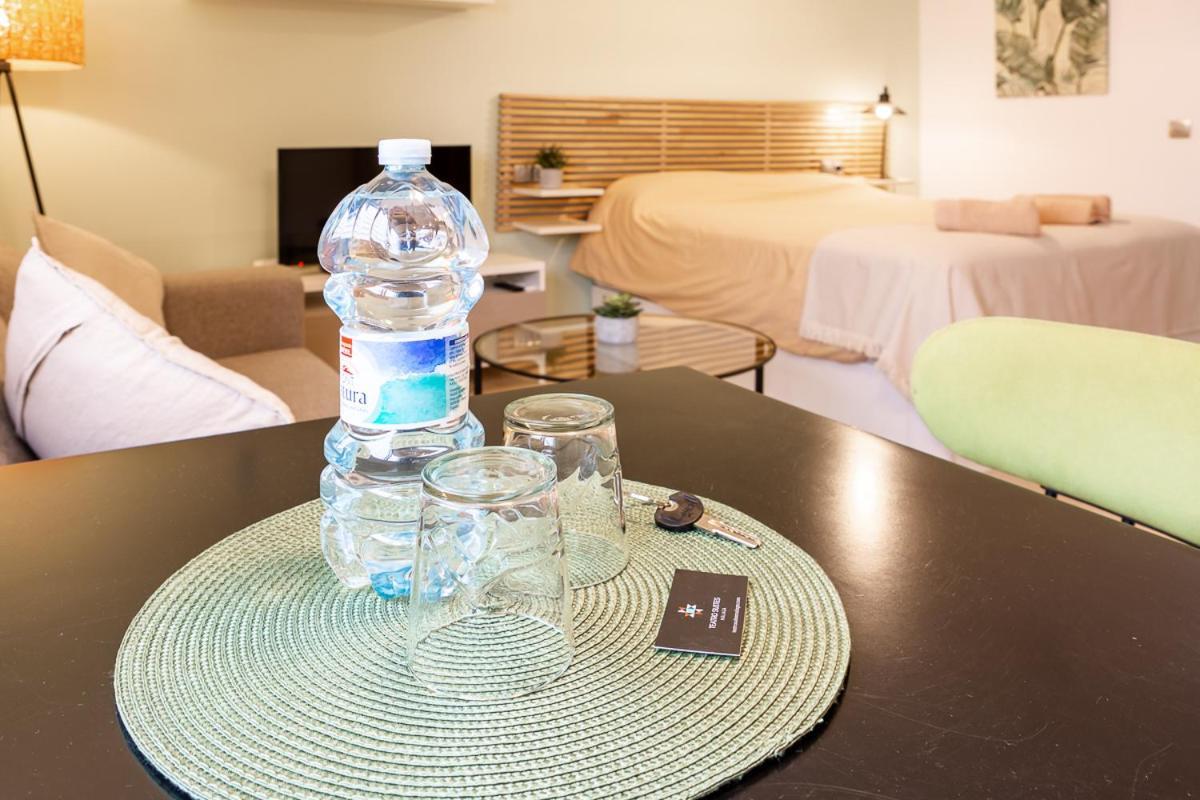 Teatro Suites Malaga City Flat 外观 照片